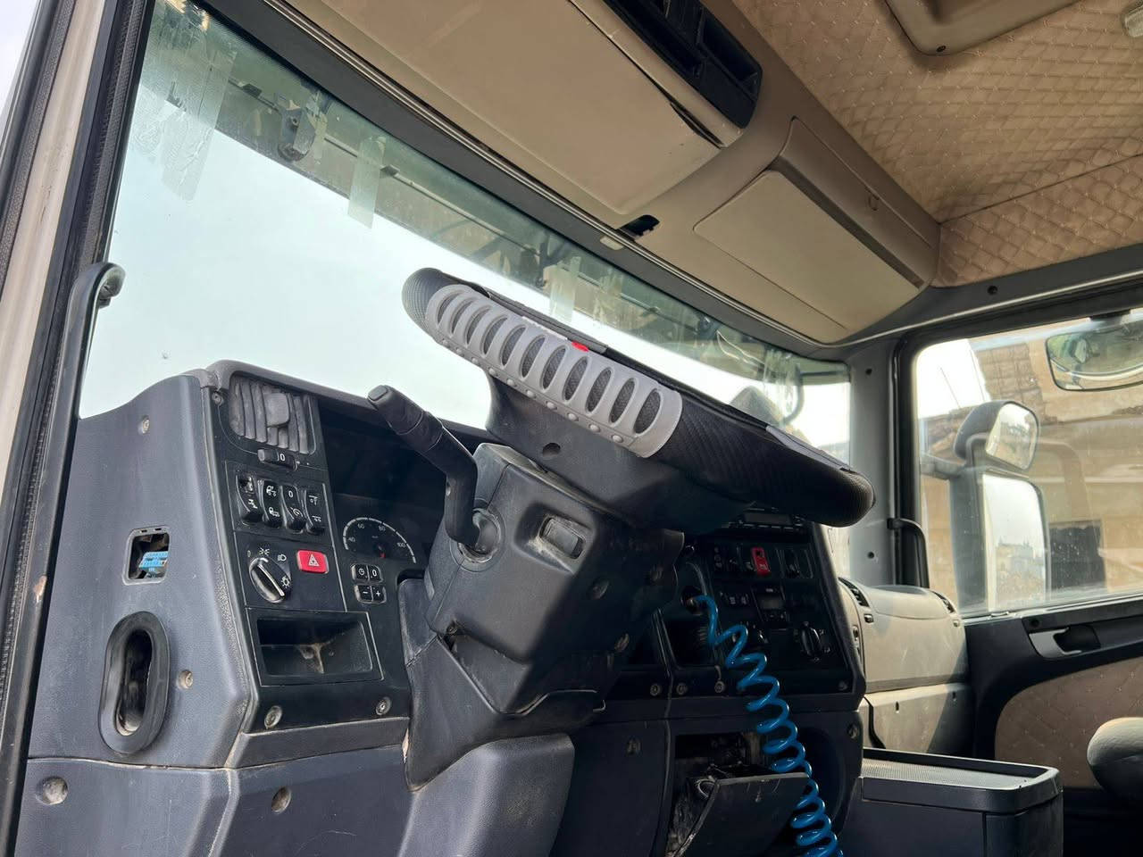 سكانيه للبيع موديل 2006 فلات رقم اربيل بسم كردي كيرراجز ***********
