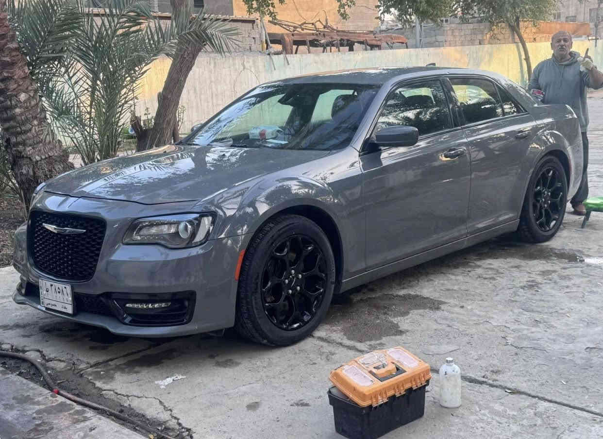 السلام عليكم اوباما للبيع موديل 19 لون سمنتي سياره خير من الله كلش حلوه سيارة فورويل فول مواصفات عده الفتحة 
الحادث موضح بل صور مكان المشتل بغداد سعره 23الف وبيه مجال للشراي 
للاستفسار ***********
