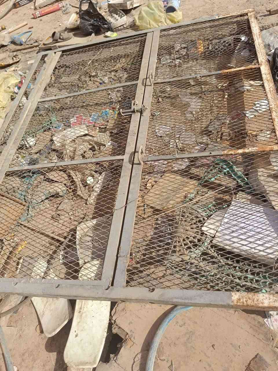باب حديد ثقيل معاء سقيفه 3في 3 ديالى شهربان سعر سقيفه 100 بيه مجال ولباب سعره75 باب ثقيل كلش شغل درجه اولى ***********
