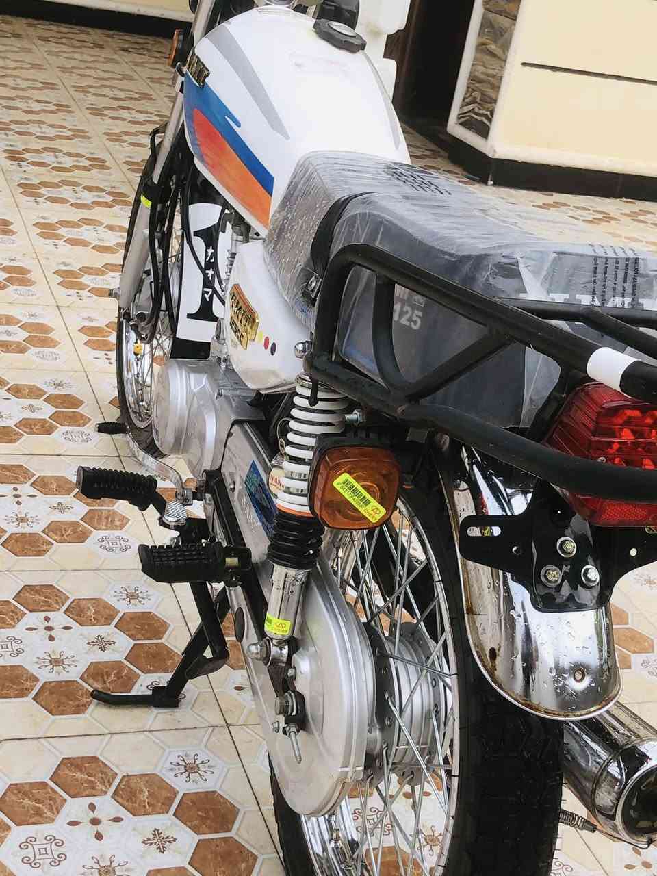 سلام عليكم 
نامه شلامجه 23كفاله عامه متطابق رقم شاصي ويه محرك 
اوراق اصولي 7كبل بوجهك للترقيم مكانه حله ابي غرق ***********اتصل او بيك خير ودلل
