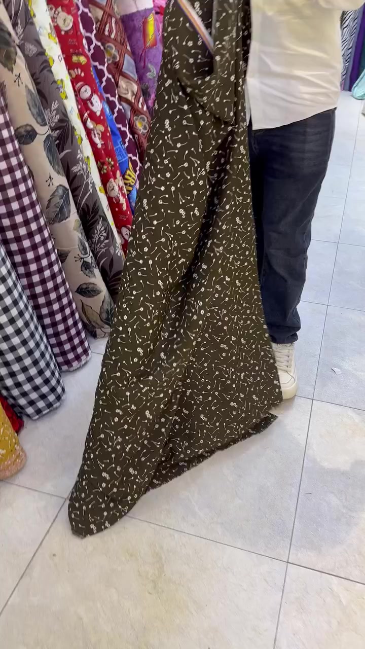 كل ما هو جديد ابن خرميط للاقمشة و الستائر العنوان كوت الخاجية شارع 40 مجاور ابو امير للبالات قماش مونليزا يشتغل نفانيف فساتين قمصان  سعر القطعة 9000 الف


**إذا كنت صاحب هذا الإعلان وتريد حذفه لأي سبب، رجاءا أرسل رسالة إلى الدعم الفني**