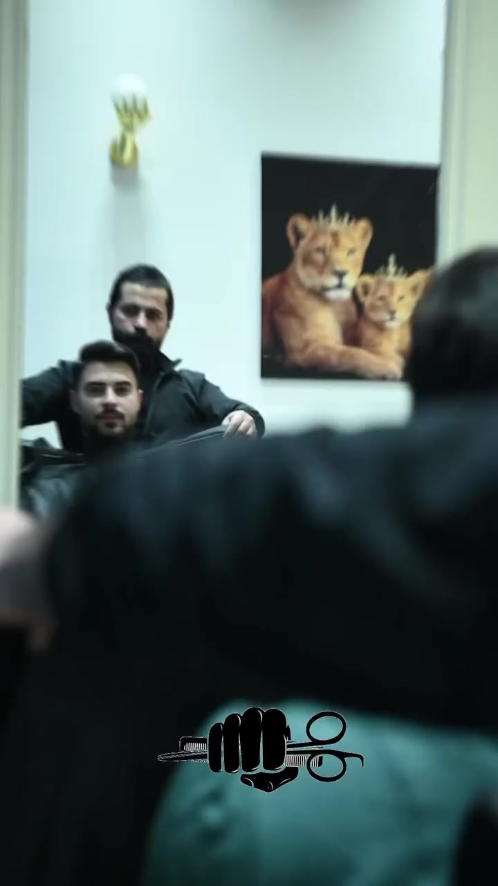 #الكوافير_سفيان_الحلاق
"الثقة تبدأ من مظهرك.. ولأنك تستحق الأفضل، خصصنا لك مكاناً يجمع بين الفن والراحة.
مع سفيان الحلاق، كل زبون هو لوحة فنية نهتم بتفاصيلها.
احترافية في الأداء، ودقة في المواعيد.
كوافير سفيان الحلاق.. عنوان التميز."

الدقة ثقتنا 💻🧿
#المصور_عموري_ألأمريكي.    
________________________
للحجز : 📲***********
              
العنوان بغداد قضاء المدائن مقابل مركز شرطه
