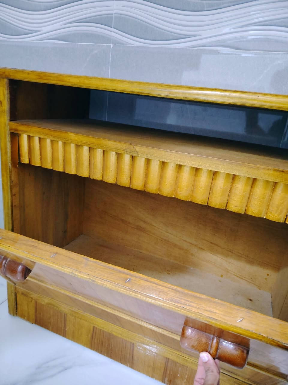 ميز تسكام  للبيع قياس متر يفيد للنضد مخاد ومكتبه دراسه او للبلازمه
جديد كلش العنوان ديوانيه حي العسكري السعر خاص


**إذا كنت صاحب هذا الإعلان وتريد حذفه لأي سبب، رجاءا أرسل رسالة إلى الدعم الفني**