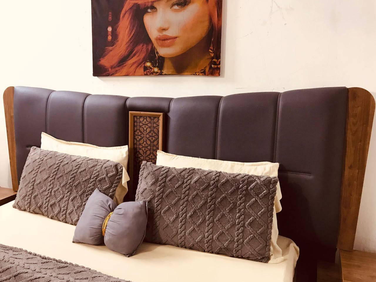 غرفه تركيه مودرن ٩ قطع سرير مخزن اناره شغاله نظافه ١٠٠/١٠٠ سعر ٨٥٠ مكان بغداد جسر ديالى


**إذا كنت صاحب هذا الإعلان وتريد حذفه لأي سبب، رجاءا أرسل رسالة إلى الدعم الفني**