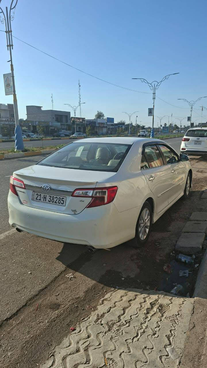 تويوتا كامري موديل 2012 وارد خليجي موصفات se
كامرة  حساس خلفي لايت عدسة ليد داخلي شاشة تحكمات ستيرن  اشاير مري كشن كهرباء داخل لونين صاج دبل كير اوتو وعادي كشنات جلد  فول عد ى السلايت سيارة بسمي تحويل مباشر ماشية ١٧٠ الف ضررها نص جامرلغ امامي صبغ ومكان تعديل بارد بل جامرغ الأمامي كير كفالة محرك مفتوح بدون صوت ولا بخار ولا تنقيص بشرط كفالة سعرها 140 بيها مجال بصيط 
عنوان طوز خورماتو 
الاستفسار *********** بنجوين, السليمانية
