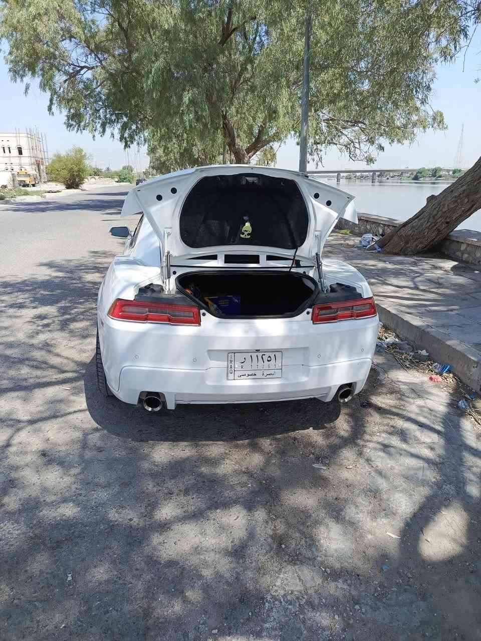كمارو 2014
3600👉 RS
ماشيه 77 الف  حادثها مال أمريكاجاملغ خلفي عكس السايق والدوسه شويه منها 
سياره ع وضع الشركه كلش كلش جديده كتلوكاتها وياها اني مالكها الثاني 
مواصفات السياره 
1- مكينه 6سلندر 
2- لايت ليد عدسه
3- بك لايت ليد
4- حساسات خلفيه 
5- كاميرا خلفيه 
6- دفيوزر خلفي أصلي
7- كشنات جلد كهرباء 
8- تدفئه تبريد بالكشنات 
9- شاشه كبيره 
10 - تشغيل عن بعد 
11- كروس سعره
12- شفتات كير 
13- تخم تاير جديد 
14- تاير خلفي 315
15- تاير امامي 245
16- حجم الويل 20 مال كورفيت
17- تبريد تدفئه 
18 - حداده نضيفه 
سياره برغي واحد ما فاتح بيها كلش كلش جديده 
بيع او مراوس حسب القناعه 
سعر 115 وبيها مجال 
رقم بصره 
مكاني بصره معقل
***********
