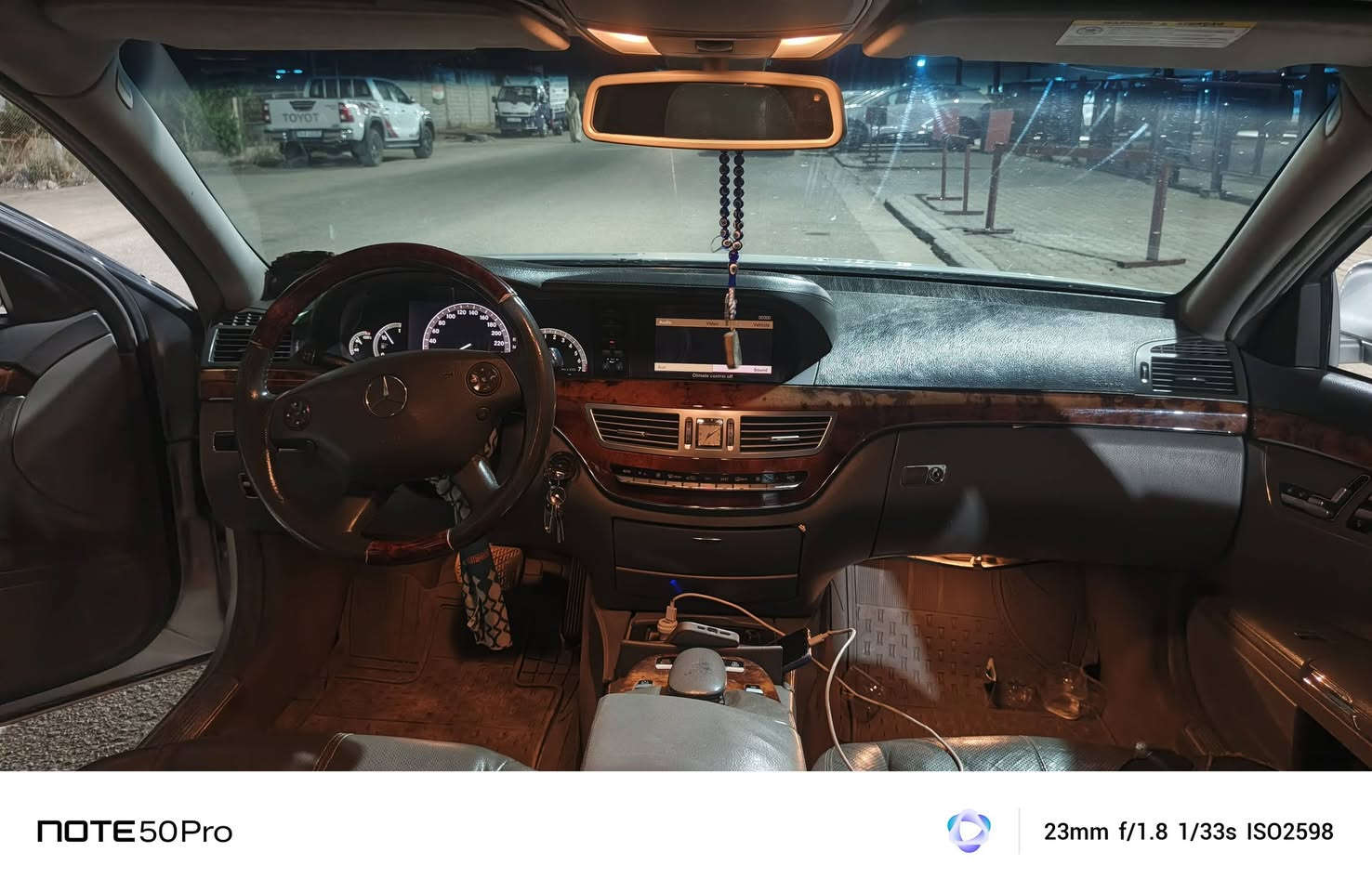 مساء الورد. مارسيدسs 350 موديل 2005 وارد ياباني محدث 2013 بيها جاملغ امامي صبغ
 ***********
