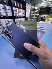 متوفر s25   17pro max   مستخدم للاستفسار 07716883121