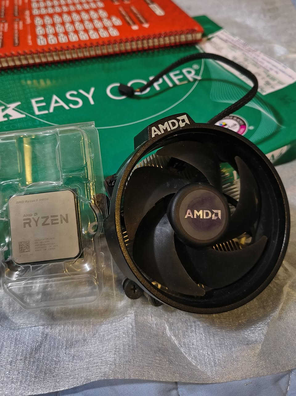 قطع بيسي للبيع:
معالج Ryzen 5 2400G مع مبرده الاصلي سعره 65 الف

معالج Ryzen 3 2200G سعره 45 الف 

مذربورد Msi B450 Gaming Plus عاطلة خلل بايوس سعرها 15 الف 

ماوس لوجيتيك مكتبي وايرلس سعره 10 الف 

هارد HDD مساحته 320 غيغا ابيعه فحم ما اعرف شغال لو لا سعره 5 الف

القطع كلها بحالة نظيفة جدا ومتوفر توصيل


**إذا كنت صاحب هذا الإعلان وتريد حذفه لأي سبب، رجاءا أرسل رسالة إلى الدعم الفني**