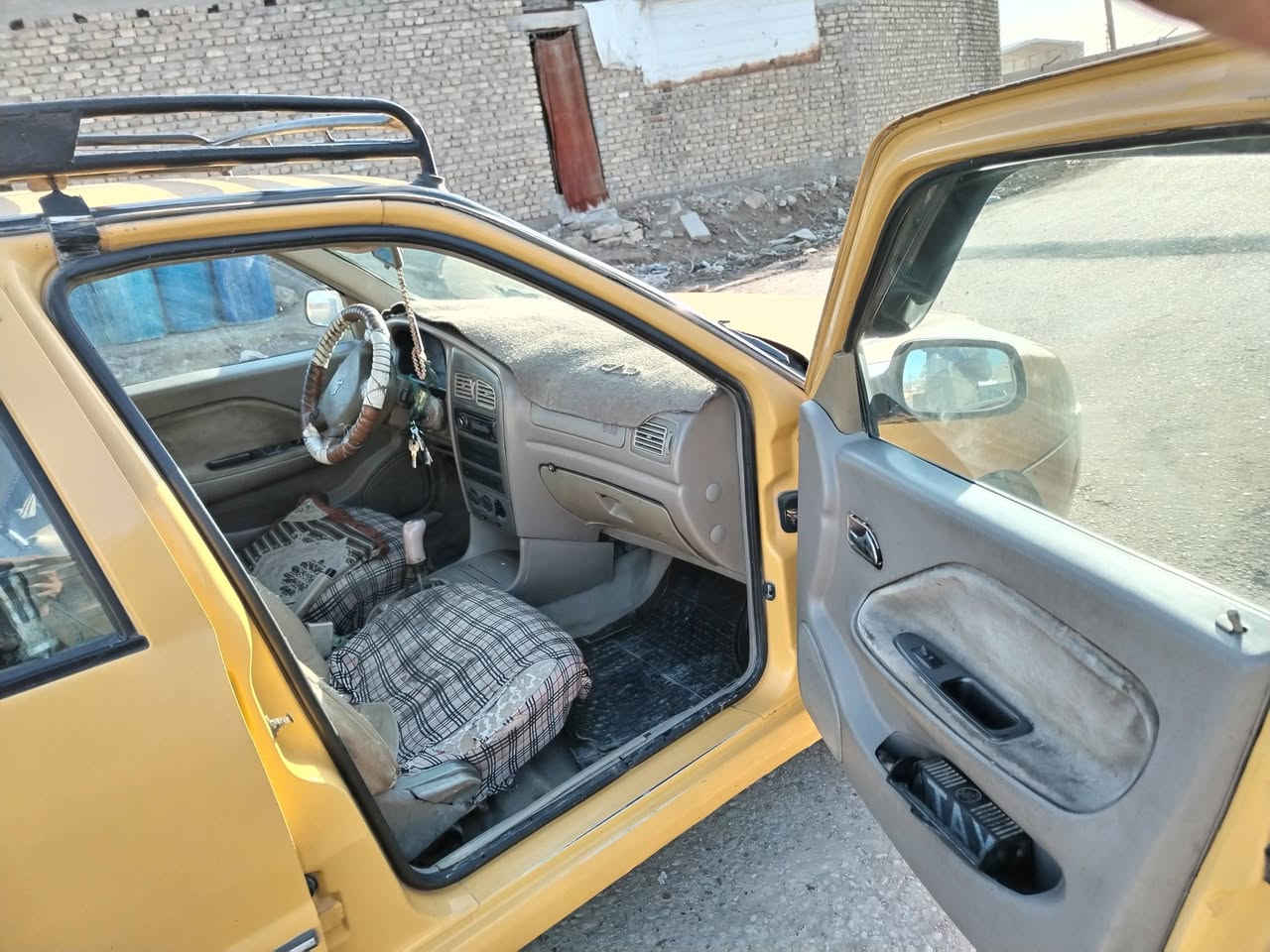 شيري كوين 2009 رقم بغداد
كير ومكينة (كولف) كير عادي 

مكينة بيهة تبخير قليل 

العنوان ديالى خان بني سعد  ***********
السعر 26 وبيها مجال
