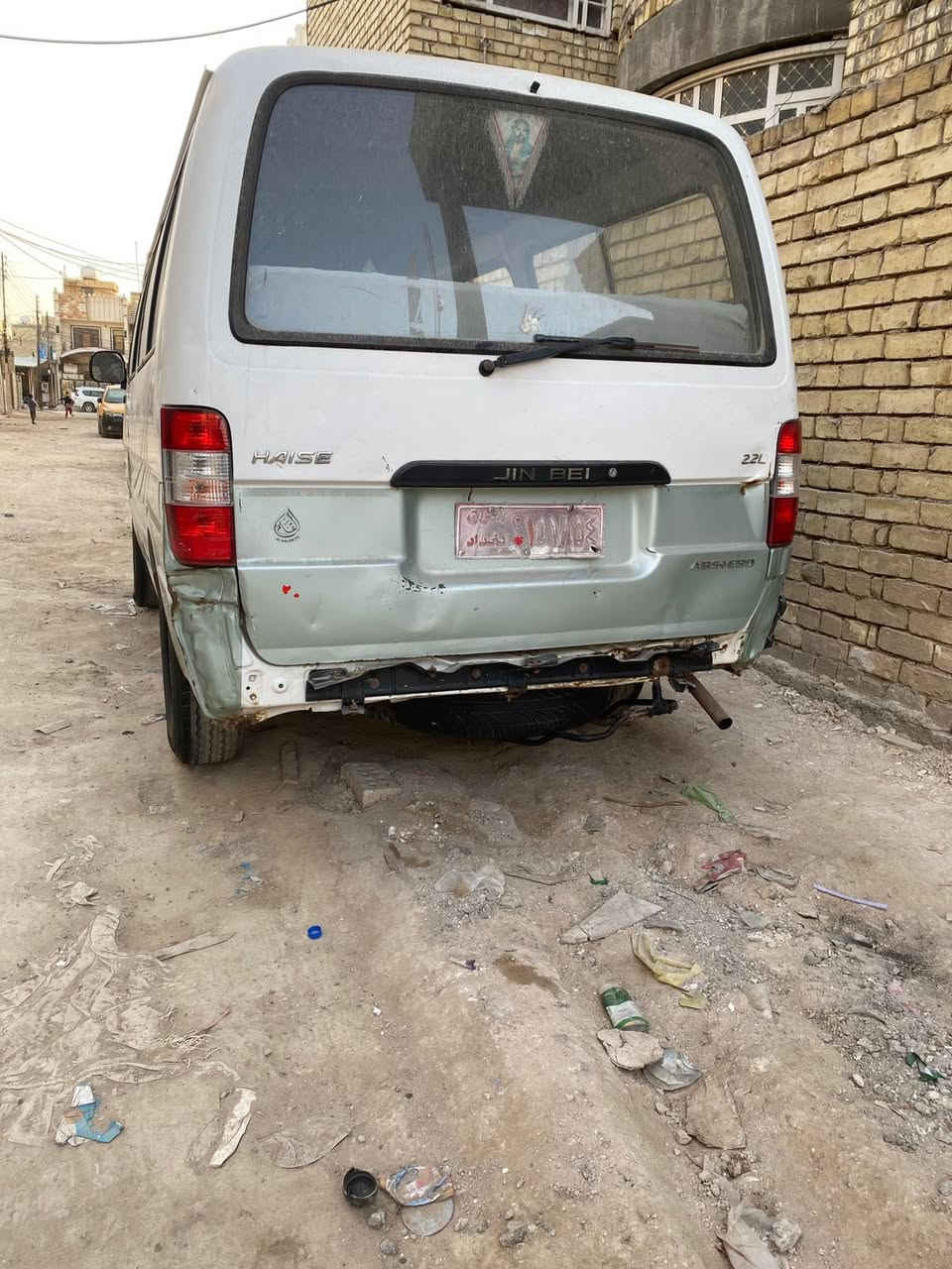 جنبي 2010 بدون راعي أتكفل سرقه  سنويه عضم  مكينه تجفيت جديد تخم تاير كامله  سعر 23  
***********
