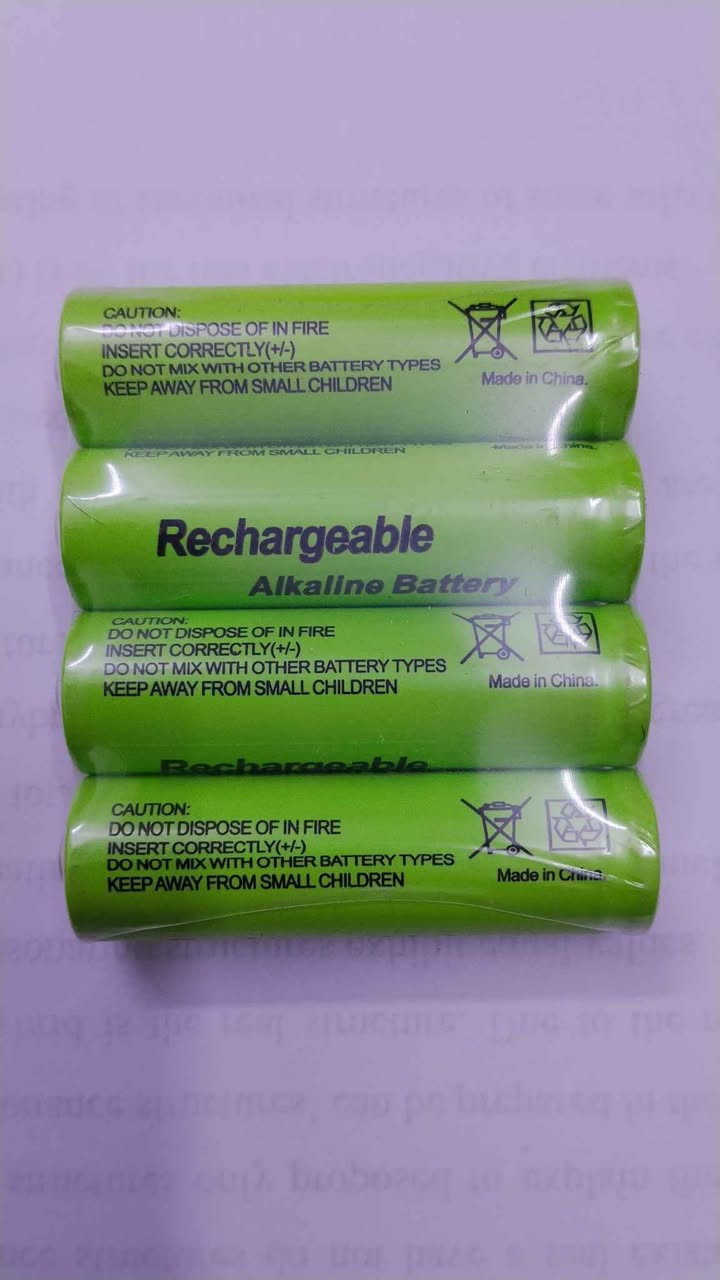 بطاريات ليثيوم قلم 4قطع ب5 1.5 فولت قابلة لاعادة شحن متوفر 3ق. *********** واتس او ماسنجر بغداد, العراق
