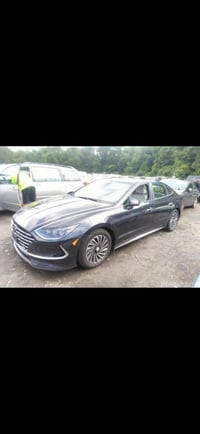 سوناتا 2022  فول مواصفات مرقم بغداد    سعر ١٦٥$    07749721771