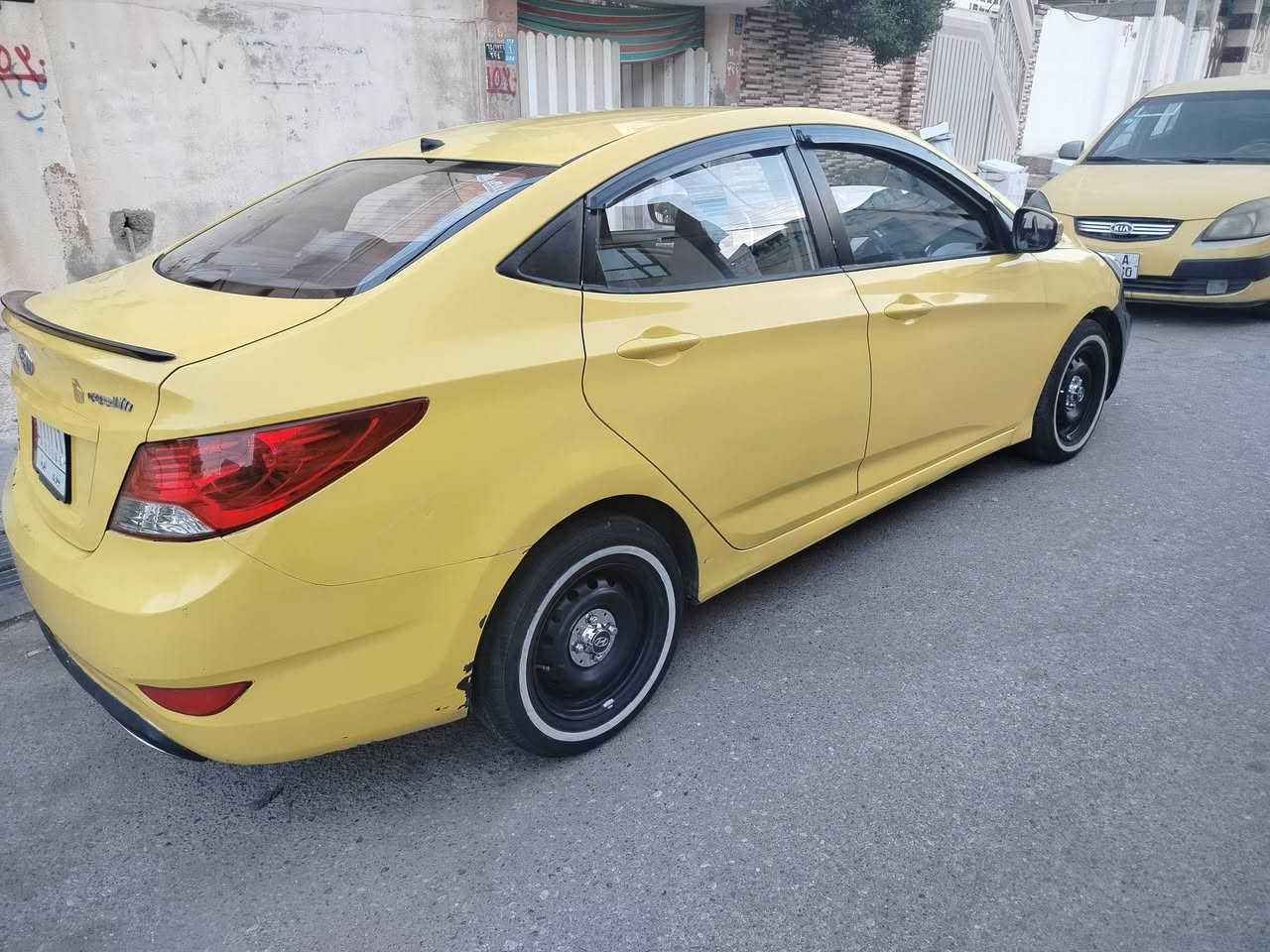 السلام عليكم سياره اكسنت للبيع موديل 2016ورد خليجي هيئة غرامات صفراو لي استفسار اكثر الاتصال 
ع***********او بي وتساب
