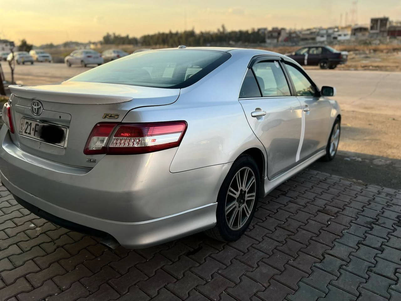 سياره كاميري موديل 2009 ثلاث قطع  صبغ سياره بسمنه شرط تحويل صدر امامي وره جديد سنويه جديد. رقم جديد 4تايرات جديد كشن كهربائي سعر 93وبي مجال عيوان كركوك رقم مبايل *********** كركوك, العراق
