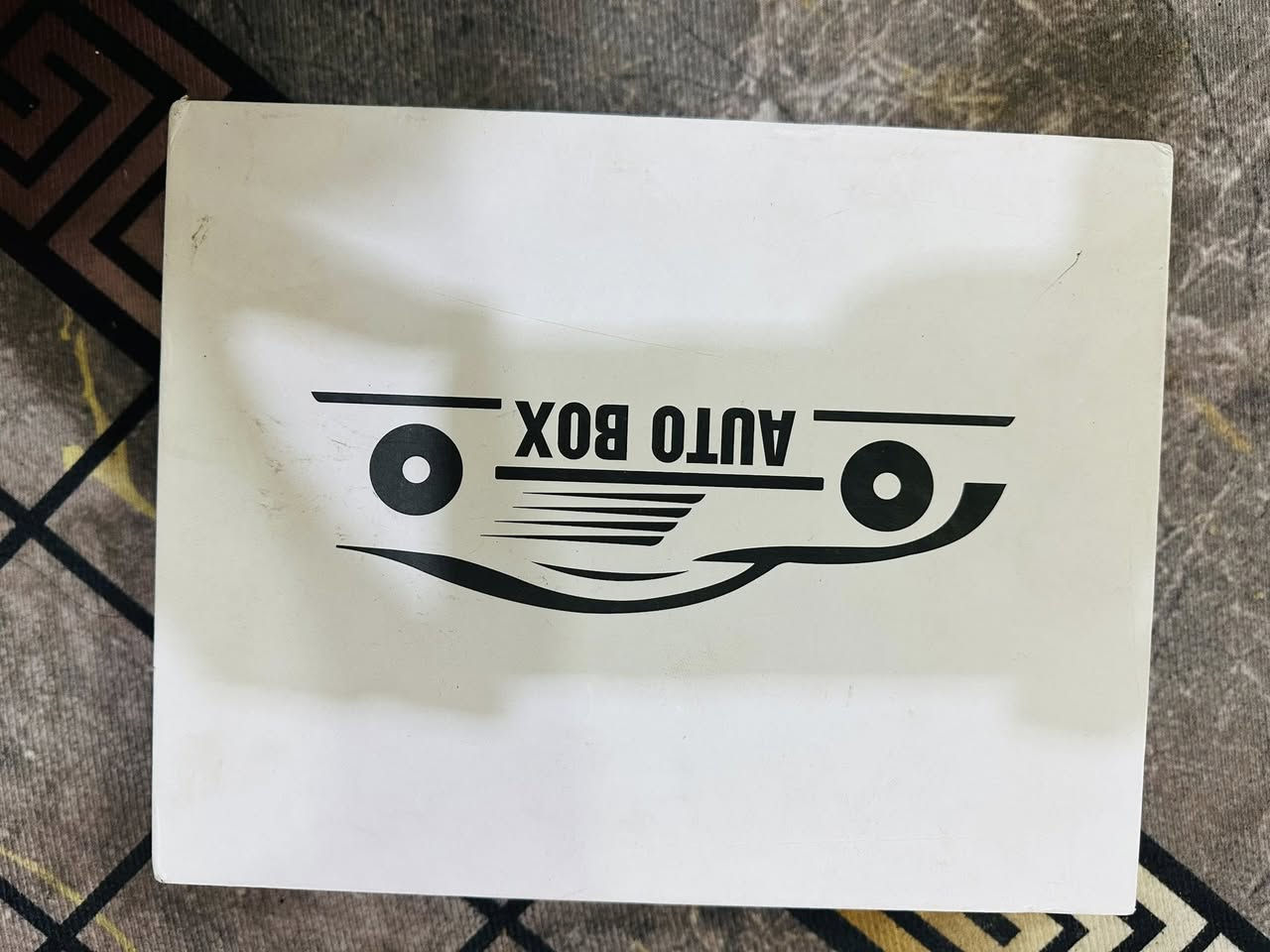 اهل الاختصاص
هذا الجهاز هو وحدة تحويل (CarPlay & Android Auto Interface Box) مخصصة لسيارات أودي (Audi) التي تعمل بنظام MIB أو MIB2.

الجهاز مخصص لسيارات أودي التالية:
• الفئات: A3, S3, A4L, A5, Q2L, Q5L, Q7.
سعره غالي بل موقع خلي سعرك بالتعليقات او خاص بالي يرضي الله(سعرك معلق بيه مايرضي الله مراح ارد عليه ابد)توصيل ماكو مكاني بغداد


**إذا كنت صاحب هذا الإعلان وتريد حذفه لأي سبب، رجاءا أرسل رسالة إلى الدعم الفني**