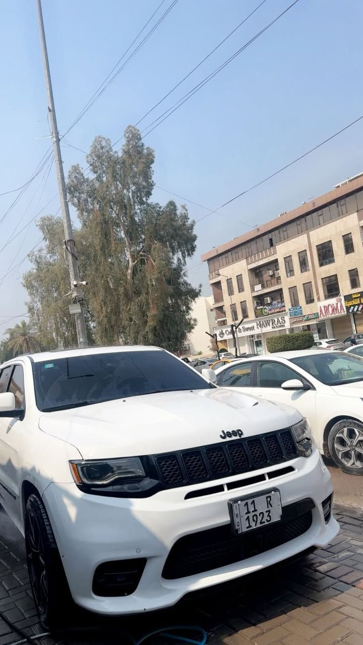 جيب SRT 6400 موديل2021 ( جاملغ خلفي صبغ )
السياره SRT اصل فول مواصفات 1/1 ام الرادار 

ماشيه26ميل حقيقي 

السياره رقم بغداد مميز الجديد بأسمي 

مسويله هزه جديده 

المواصفاات ….

بصمة -بانوراما-رادار أمامي-ماوس 5 وضعيات قياده 

كشنات حضن SRT  كنتارا 

قماره كنتارا  

تدفئه وتبريد بالكشنات الاماميه-تدفئة ستيرن 

تدفئه بالكشنات الخلفيه  - سستم سماعات ودمام - رادرات جانبيه

فجوج برمبوا  SRT 6 بستم _جنطه كهرباء

ويل SRT اصل 20 -كشنات ميموري 

كشنات الاماميه كهرباء- شاشه كبيره 

٥ وضعيات قياده 

لايتات الاماميه زينون بلاد -كشتفات زينون 

دواخل  كاربون فايبر بلاددد 

السياره عليه تفريغ وبرمجه مصطفى.              

 تخم تاير جديد

السعر/35,000$

***********

