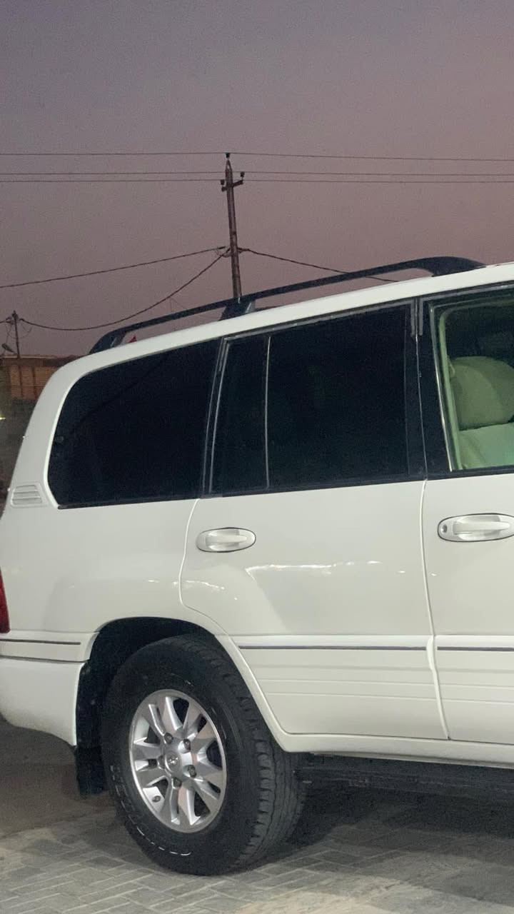 ‏سلام عليكم سيارة لاندكروز موديل 2004 سيارة حلوة نظيفة ‏مكينة ثمانية سلندر 4700 سيارة جاهزة تبريد خير من الله السيارة بيه صبغ مكانات مكان السيارة بصره الاستفسار اتصل بالخدمة  ***********￼￼ السعر 190 وبيها مجال مراوس حسب القناعة
