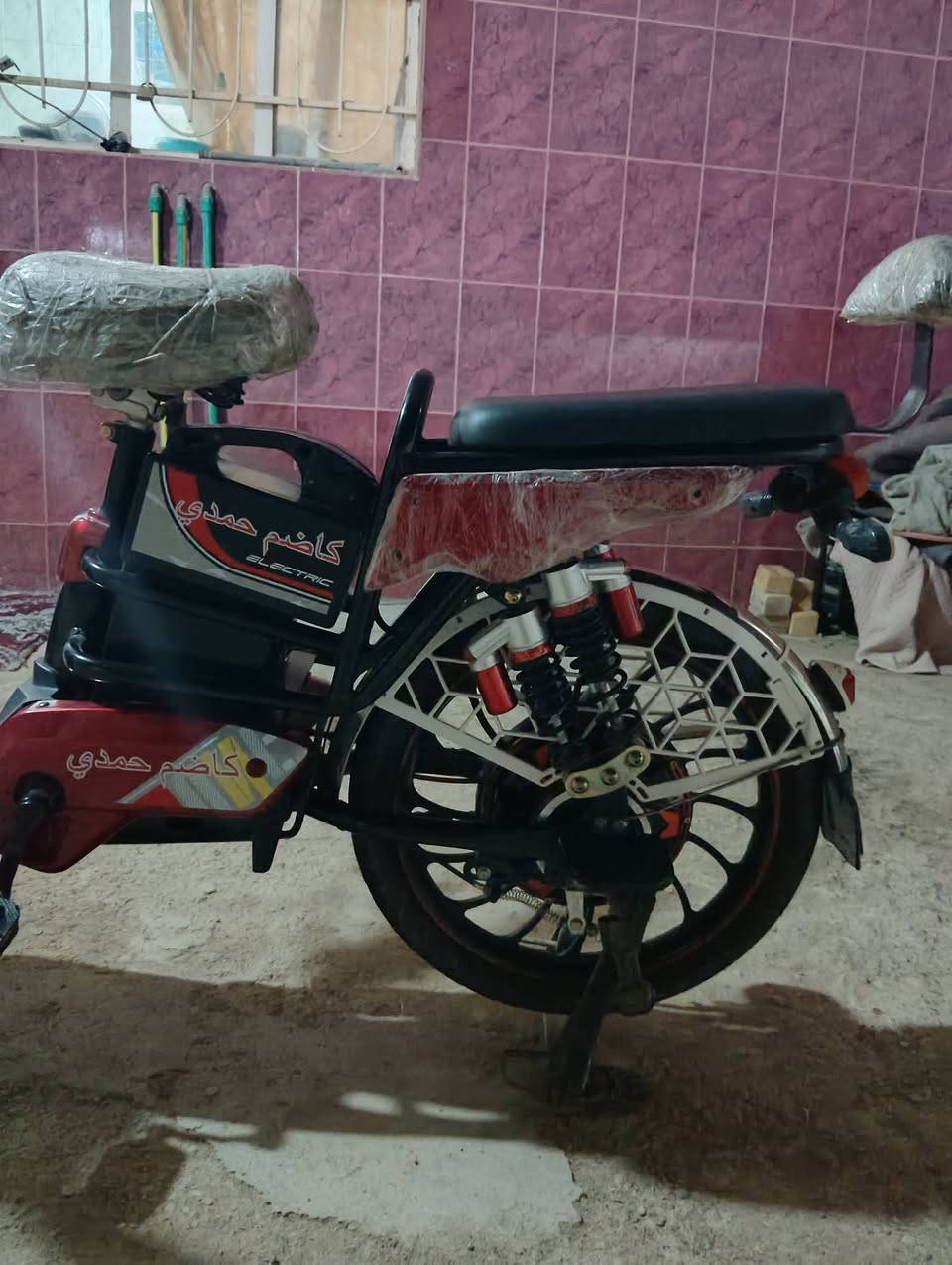 سلام عليكم دراجة شحن حجم كبير
الدرجه نظيفة مثل ما موجود بالصورة فقط الهورن عطلان يحتاج تبديل
سعرها 300 وبيه مجال 
مكاني واسط قضاء الأحرار 
متواجد خاص.


**إذا كنت صاحب هذا الإعلان وتريد حذفه لأي سبب، رجاءا أرسل رسالة إلى الدعم الفني**