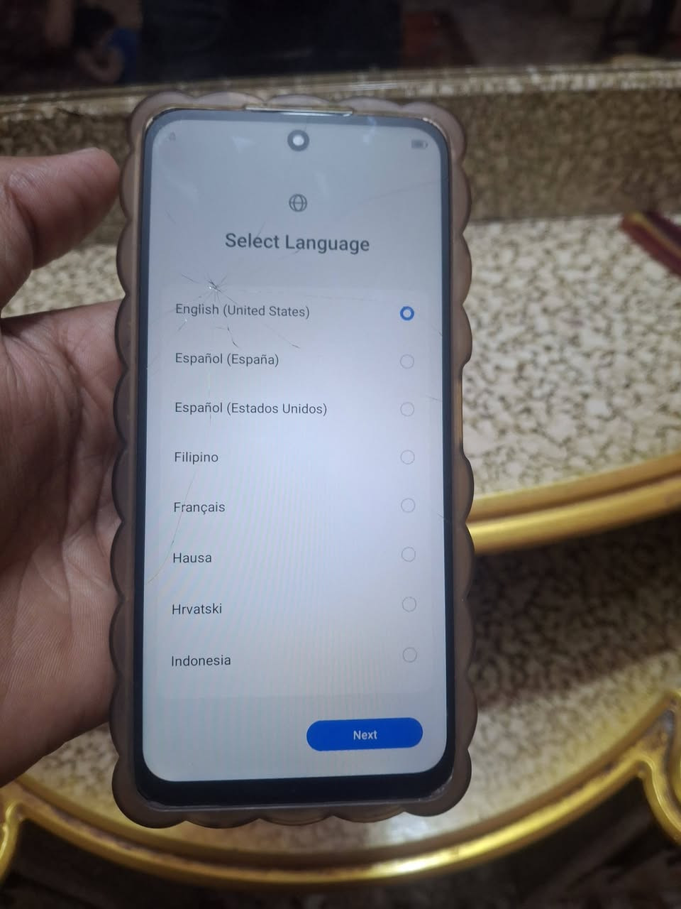 سلام عليكم تكنو سبارت 40 بروو وكف عدي المس ذاكرته 256 كله شقال تاخذه من باب البيت بس المس واكف وكف عدي  قيم باليرضه الله وخذه مكاني بغداد العماري رقم ***********
