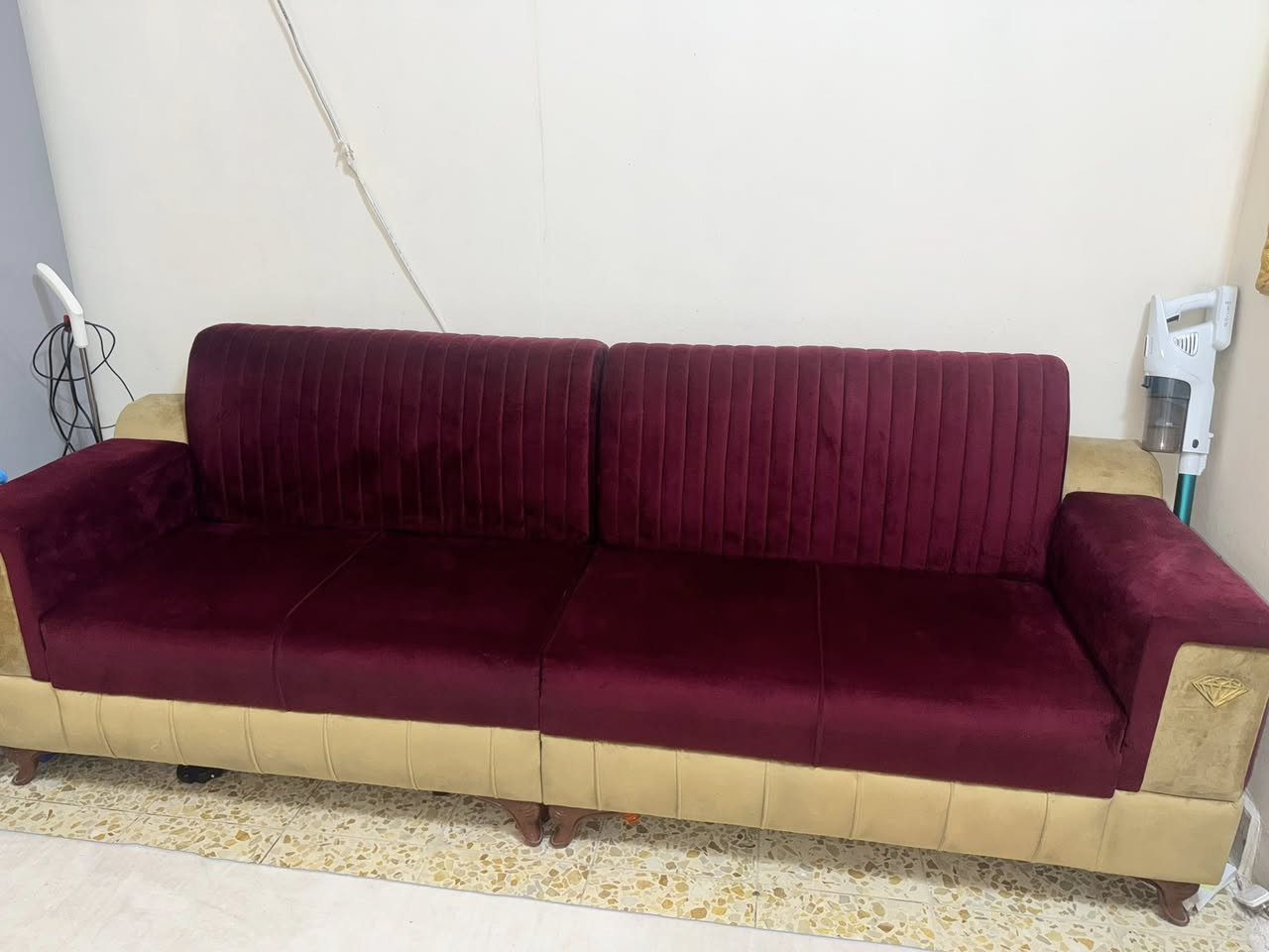 للبيع


**إذا كنت صاحب هذا الإعلان وتريد حذفه لأي سبب، رجاءا أرسل رسالة إلى الدعم الفني**