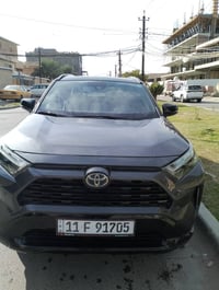 للبيع تويوتا / راف فور هايبرد 2024 ( بنزين وكهرباء ) مرقمة بغداد جديد ...