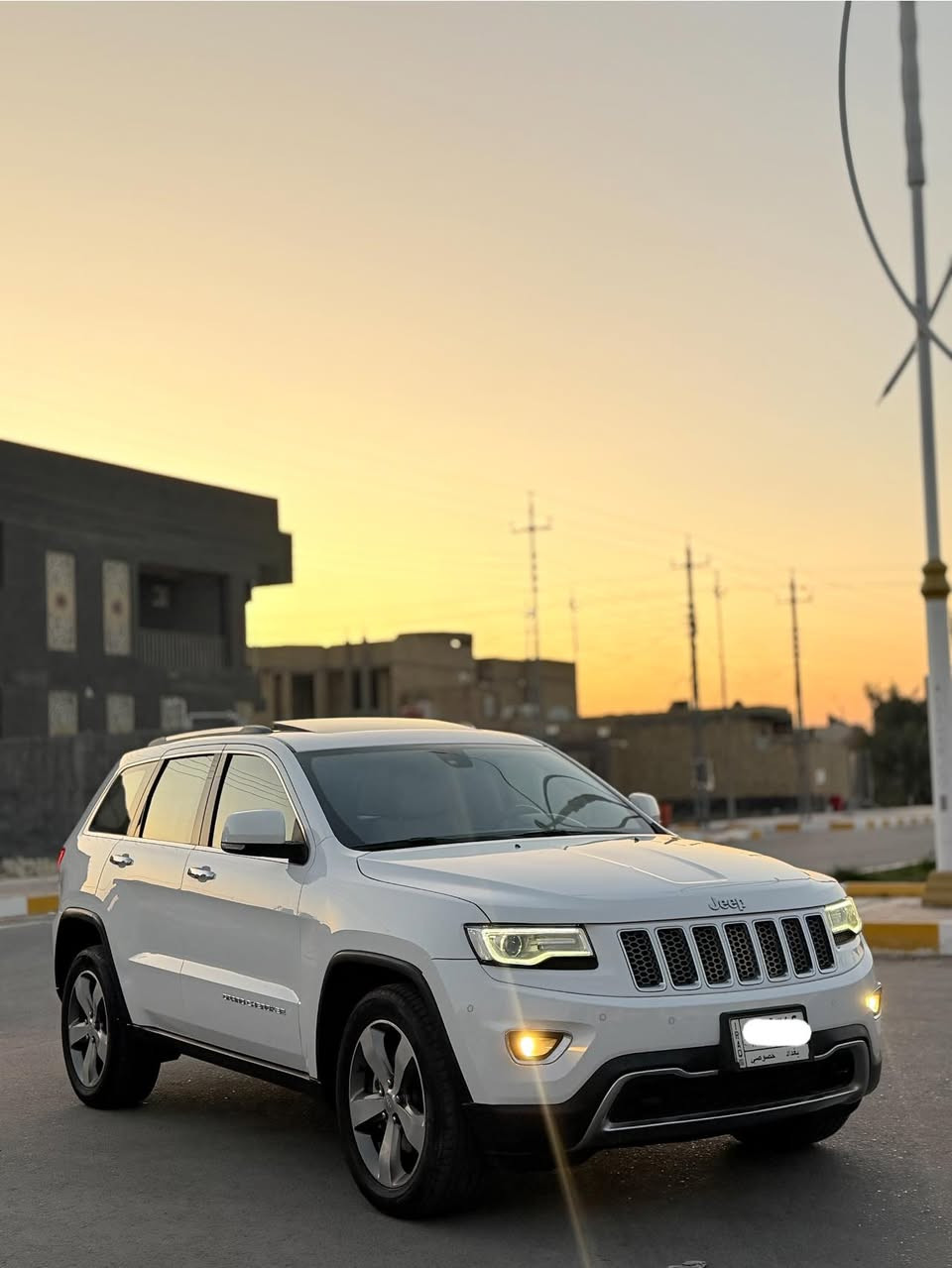 السلام عليكم
جيب شيروكي خليجي 2016
فول مواصفات مكفوله كفاله عامه
السياره جديده كلش
ماشيه 65 mi 
جاهزه مانقصه اي شي
السعر 245
العنوان الناصرية
***********
