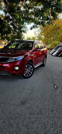 سورنتو 2014 وارد امريكي حادثه بس البنيد نفسه مصلح والباقي كفاله سياره ...