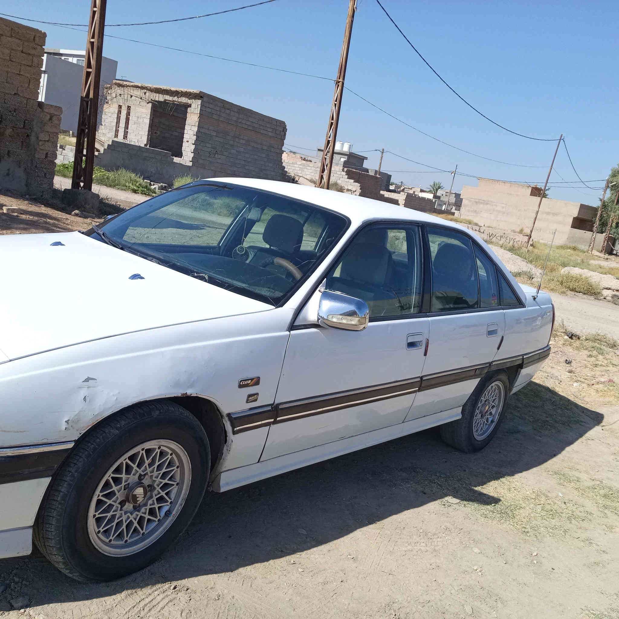 السلام عليكم سياره للبيع اوبل اوميگا موديل 1993 السنويه 2027 سياره لا ضربه لا صبغ  سياره جديده بلاديه كهربائيات شغاله تحويل ثاني يوم مشروع وطني رقم السياره انبار السعر28 او بيها مجال للاتصال ***********
