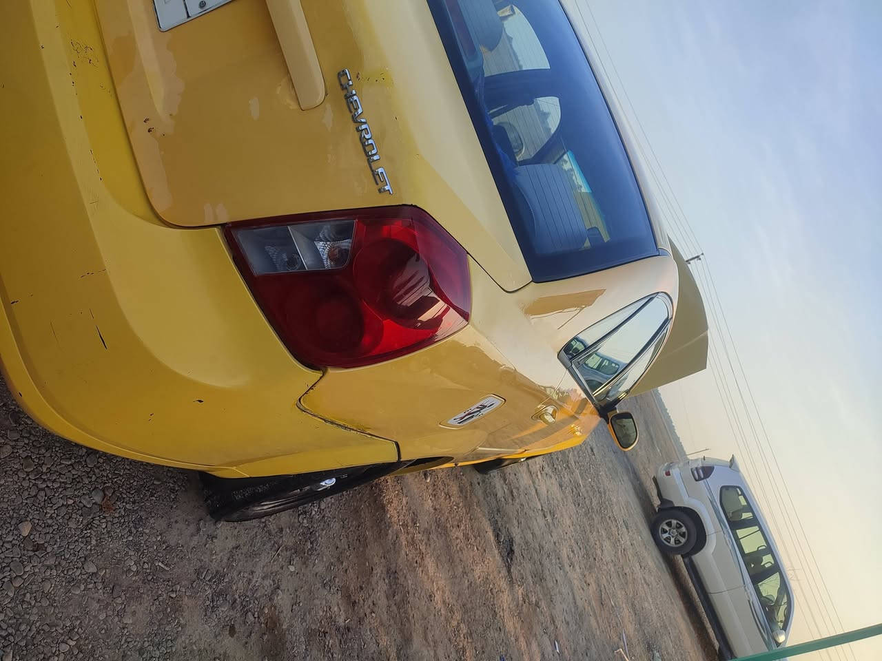 اوبترة موديل10 رقم ديالى تخم تاير صدر جديد ضربتهة جامرلوغ امامي السعر 50 بيها مجال ***********
