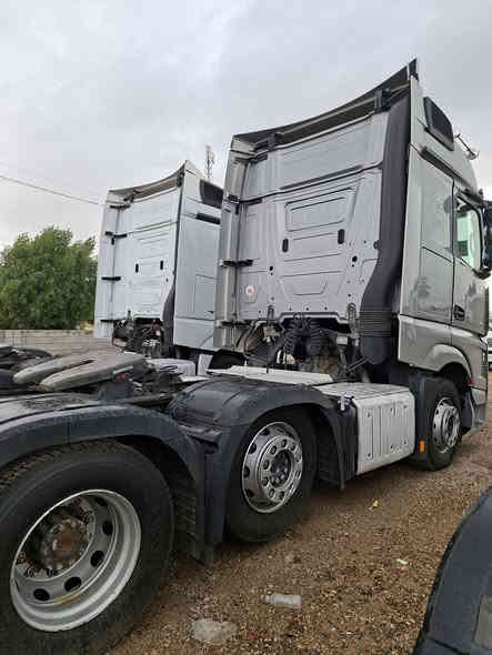 مارسيدس اكتروس وحش للبيع فول مواصفات كاميرا وحساس موديل 2017لحجم  2548 سناكل بريطاني دخول طريبيل  تواجد معرض ابو قصي العسافي تجاره السيارات العنوان الانبار الرمادي كيلو خط السريع ***********
