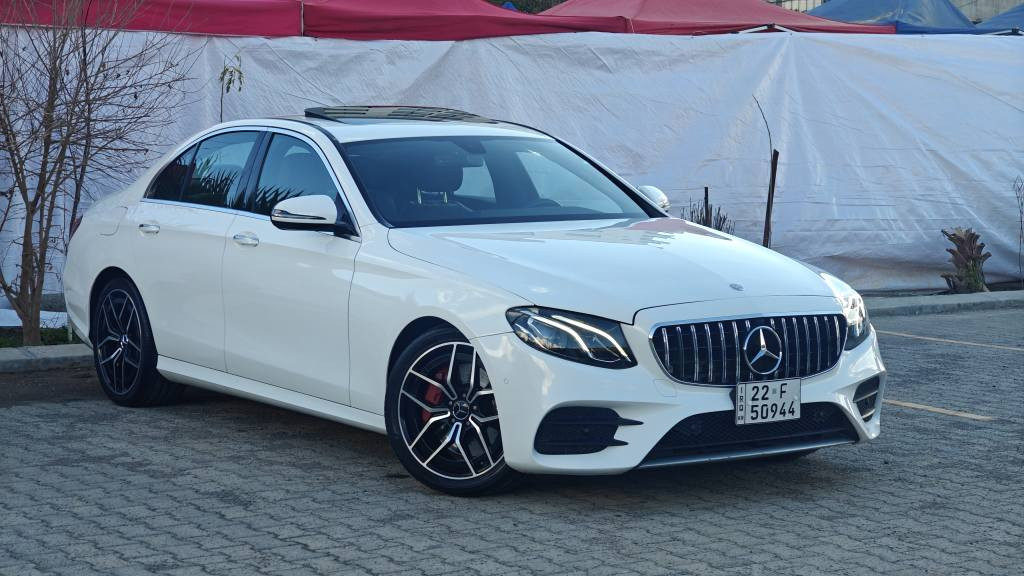 Mercedes-Benz E300 2017 AMG
كت AMG بلادي
وارد امریکي
ماشيه 51.000. مايل
محرك 4 سلندر 
لون ابيض ثلجي وداخل قهوائي 
الضرر جاملغات اماميه وبنيد نص نص صبغ 
بدون دواخل 
ايرباك ستيرن وراجع سستم 
رقم اربيل شرط تحويل ثاني يوم  
العنوان اربيل
25٫700$ وبي مجال بسيط 
رقم شاصي // WDDZF4JB4HA080802
للاستفسار اكثر 
***********
*********** أربيل, العراق
