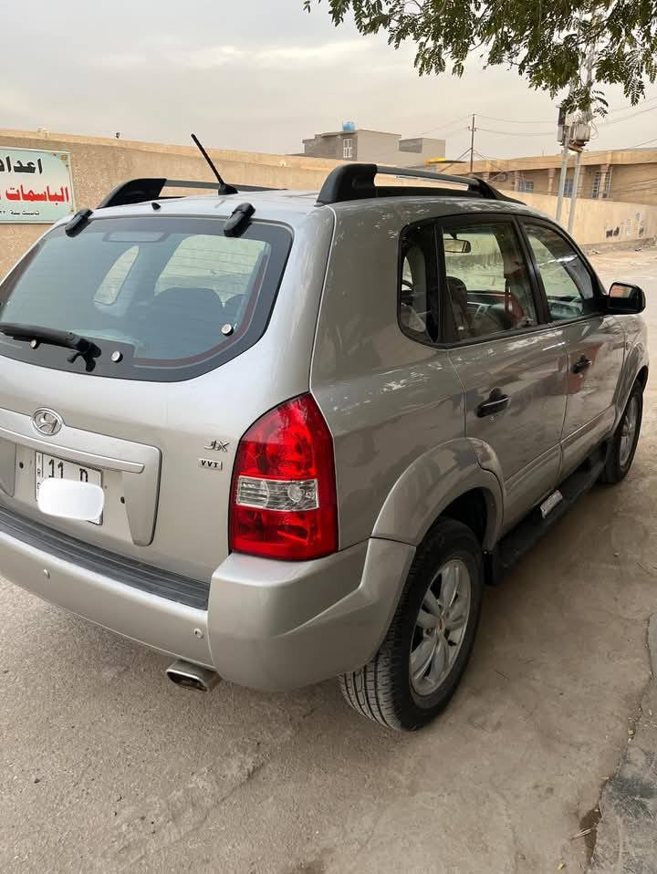 السلام عليكم
توسان موديل ٢٠٠٩ بدون صبغ السياره جاهزه من كل النواحي فقط المكينه بيهه بخار قليل رقم بغداد جديد بسمي السعر ١١٥ مكاني بغداد الشعله وهاذ رقمي ***********
