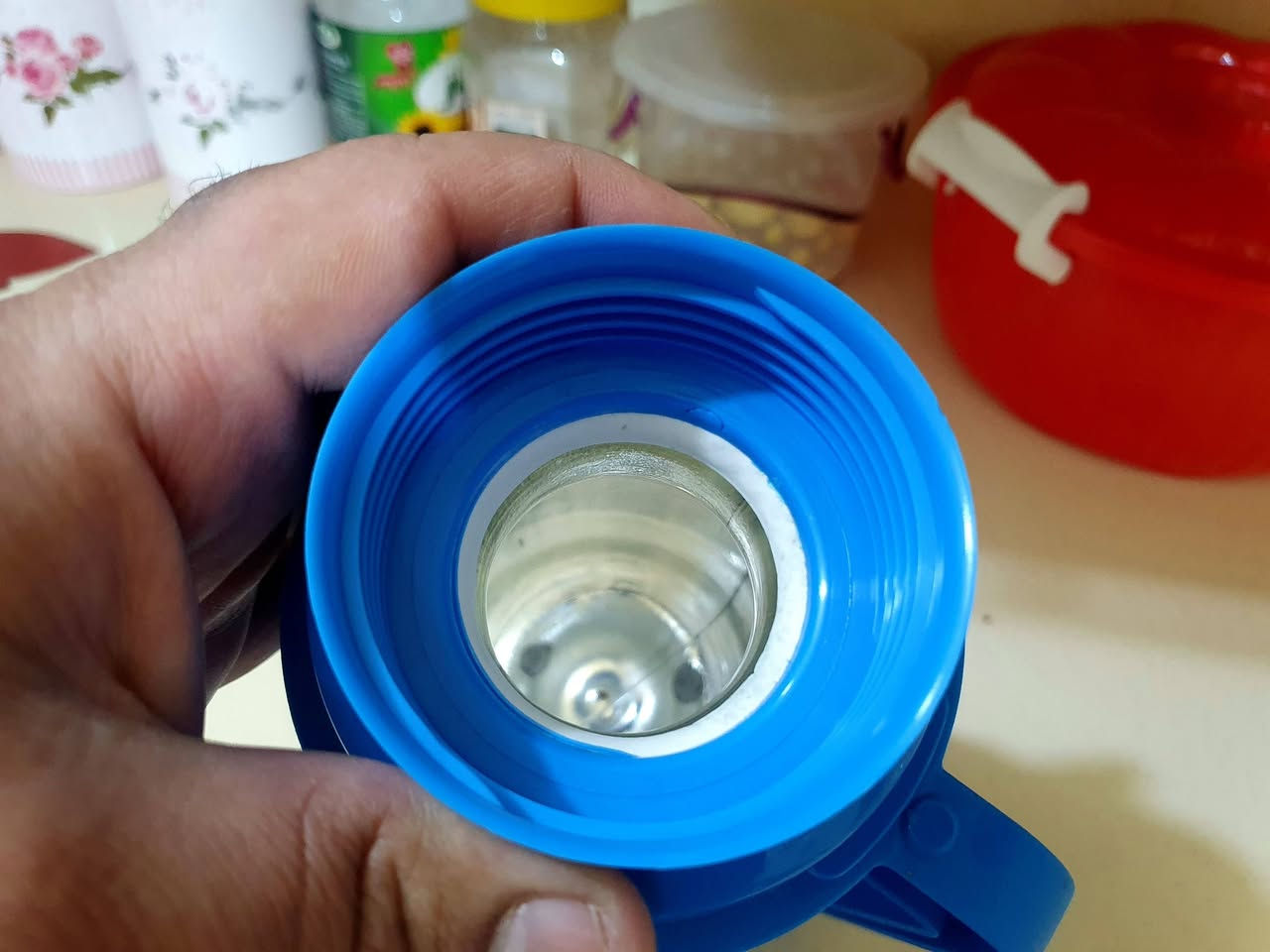 هذا الترمز سعته نصف لتر. مصنوع للموظفات 
تخلي بيه الشاي وتخليه بالجنطة للدوام والكوب مالته منه وبيه .
وكذلك للمنتسبين للدوام 
صنعه انكليزي . وغير مستعمل


**إذا كنت صاحب هذا الإعلان وتريد حذفه لأي سبب، رجاءا أرسل رسالة إلى الدعم الفني**