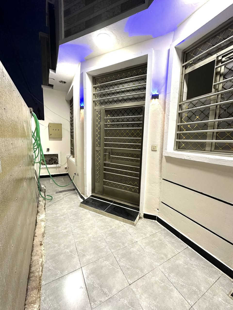 السلام عليكم العقار طابو للبيع او مراوس مع بيت تفليش او قطعة
