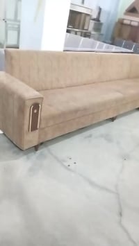 ديوان ١٠ نفرات • حسن جلولاء • مدخل دور الضباط