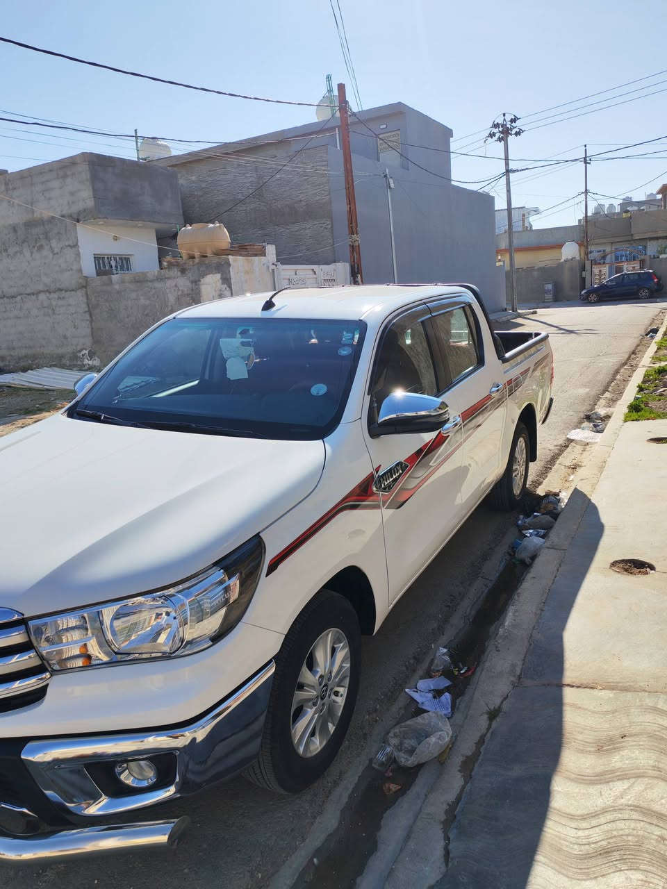 تويوتا هايلوكس
موديل ٢٠٢٣ 
رقم اربيل
مواصفات جهان
كير اوتماتيك 
تحكم ستيرن 
شاشه 
كامرا 
عداد المسافه. 40 الف 
 
السعر 295 ورقه***********
