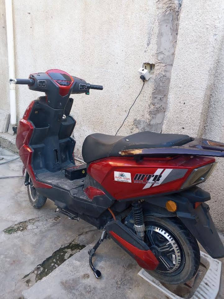 سكنس شحن للبيع دراجه مفوله خير من الله كلشي ما بيها كلشي شغال ما صارلي شهرين من اخذتها رايدها ب 800 وبيها مجال مكاني بغداد


**إذا كنت صاحب هذا الإعلان وتريد حذفه لأي سبب، رجاءا أرسل رسالة إلى الدعم الفني**