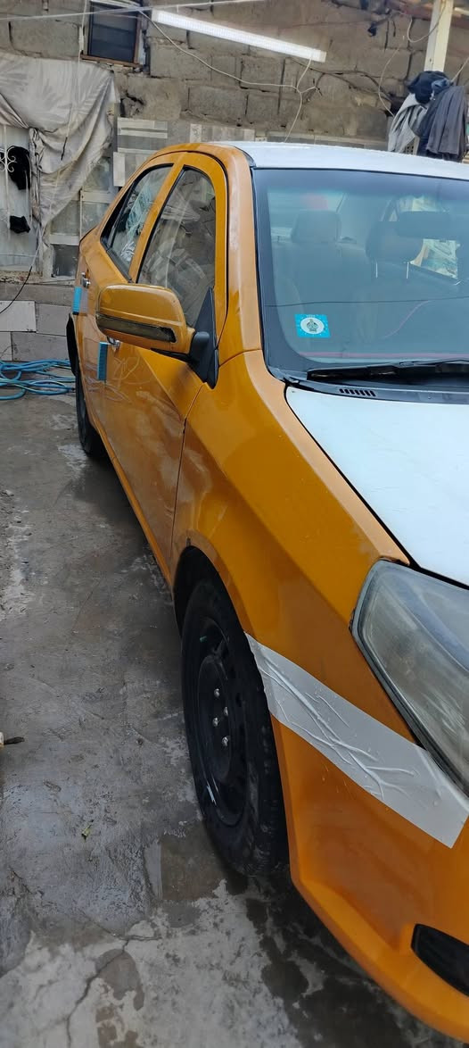 السلام عليكم من رخصة الادمن جيلي ام كي للبيع رقم بغداد دولي موديل ١٢ السياره بأسمي تحويل مباشر مكاني بغداد المعالف السعر ٣٠ وبيها مجال تبريد شغال السياره جاهزه بيها ملاحضات بسيطه *********** وات ساب او خاص الاستفسار
