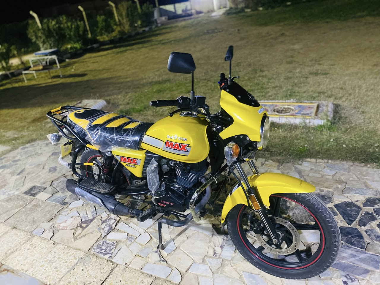 السلام عليكم دراجه دايوان. أوراق. موديل ٢٢.  مكفوله كفاله عامه ***********
