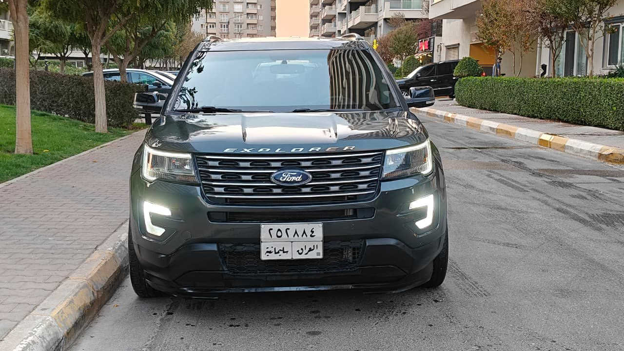 سلام عليكم
فورد اكسبلورر ٢٠١٦ محرك ٦ سلندر ٣.٥ تنفس طبيعي مواصفات XLT فور ويل امامي و خلفي حساس و ليد داخل اصفر ٧ راكب بصمة و شغال شاشة كبيرة و گير ستيرن ٣ قطعة صبوخ بدون دواخل بدون ارباك سيارة باسمي سعر 157  ورقة  مكاني سليمانية رقم تلفون ***********

