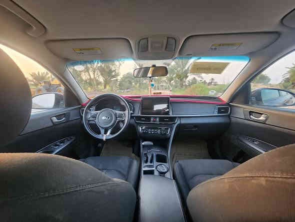 السلام عليكم . للبيع كيا اوبتما 2017 امريكي. السياره جاهزه من كلشي محرك وكير وحداديه وتبريد وتدفأه . مكينه 2400 GDi ما مفتوحه 
تحكم ستيرن . تحكم بألمري . ثلاث وضعيات قياده . كامره دواره . رقم ذي قار . السعر 127 وبيها مجال بسيط 
رقمي ***********
