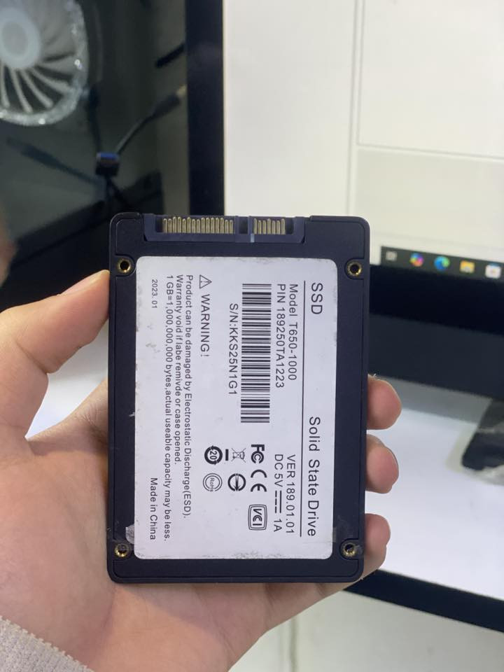 هارد ssd 4T شرط الشغل كفائه 100 حط سعرك وبالعافيه


**إذا كنت صاحب هذا الإعلان وتريد حذفه لأي سبب، رجاءا أرسل رسالة إلى الدعم الفني**