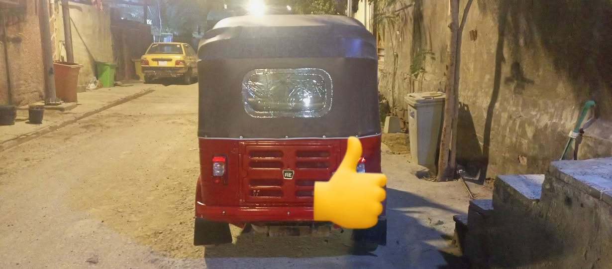 السلام عليكم تكتك للبيع موديل 2018  سنوية ورقم عربي تحويل ثاني يوم لاضربه ولا خياس بس دوس معمره عنوان بغداد الشعب حي البساتين *********** السعر ٥ ونص وبيه مجال
