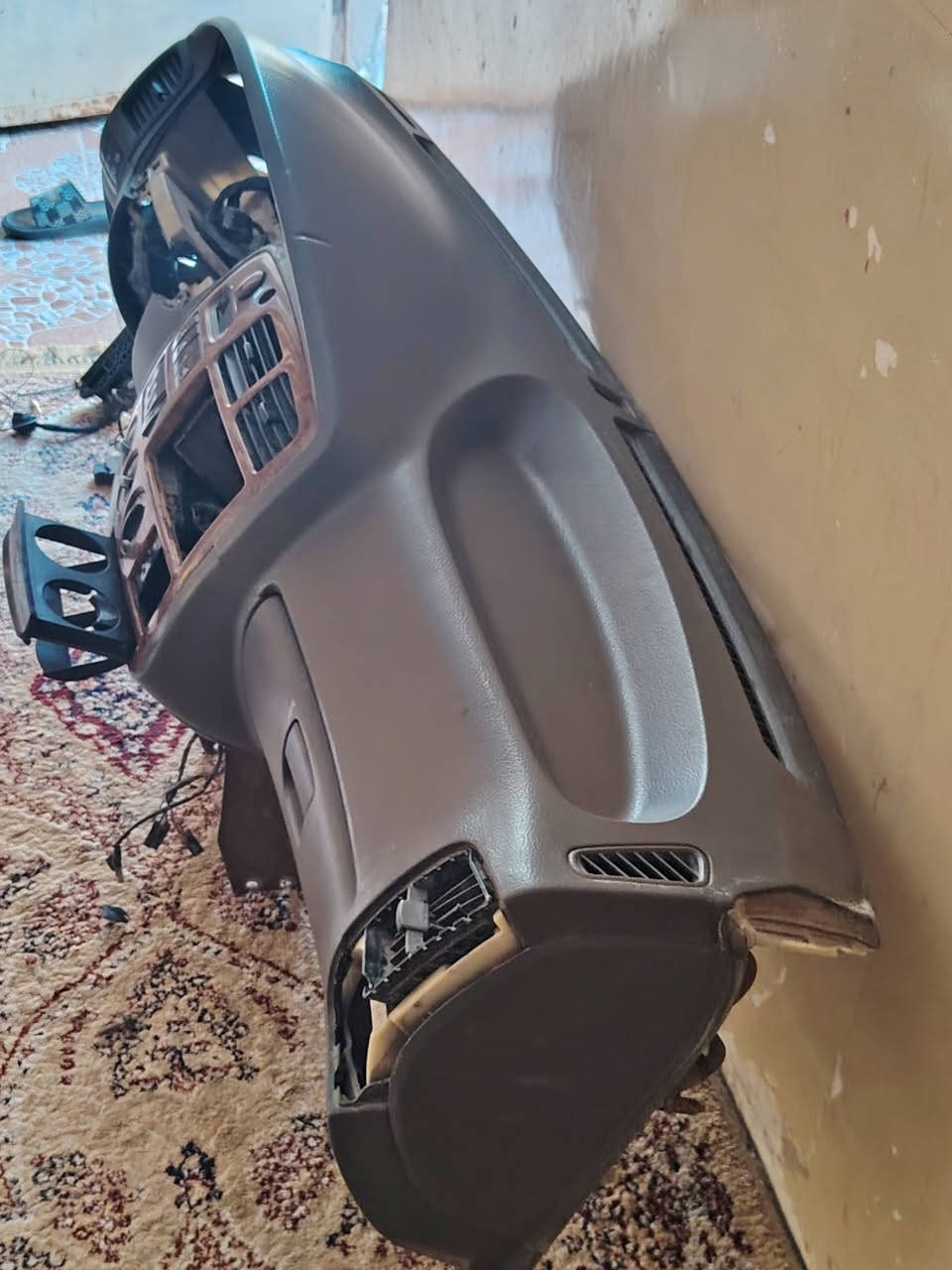 السلام عليكم دشبول بريجو منغولي حلوه ونضيف +صطاب اكسل منغولي بس مفصخ +كمبريسر مال مسكر+دبه دهن بريك جديده مال كصه +سكليتر كهربائي مال منغولي جديده مال كصه +بوري مال سوبر +ضفيره مال منغولي يرادله ترتيب مكان بغداد شراي يتصل ***********

