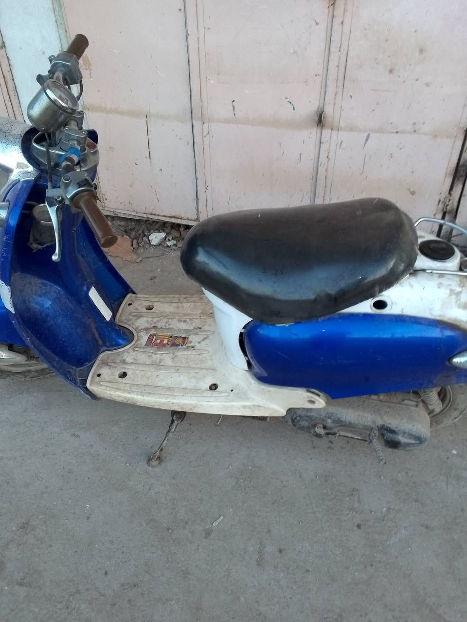 السلام عليكم ورحمه الله دراجه شغاله يرادله شويه ترتيب للبيع بغداد *********** ما عندي وات ساب سعره 150
