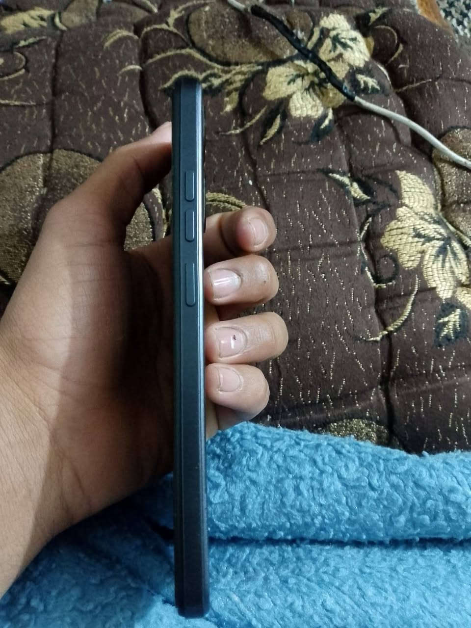 للبيع او مراوس حسب القناعه الجهاز كدامك 
كلشي بلادي


**إذا كنت صاحب هذا الإعلان وتريد حذفه لأي سبب، رجاءا أرسل رسالة إلى الدعم الفني**