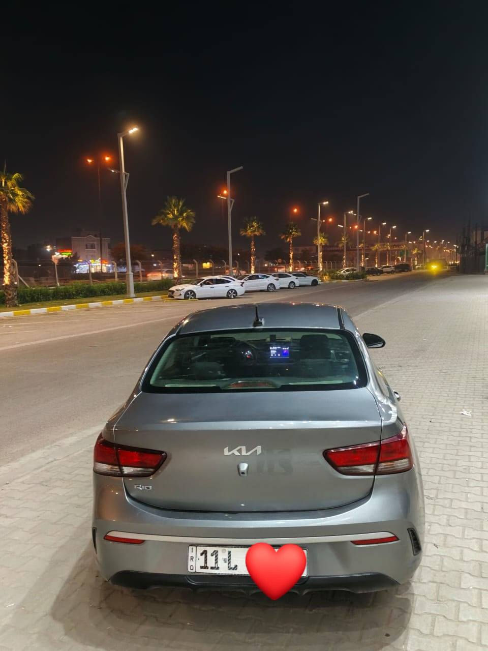 السلام عليكم
سيارة كيا ريو 
موديل ٢٠٢٢
وارد أمريكي 
المحرك ١٦٠٠
بحالة جيد جدا
الإطارات بحالة جيدة جدا
استخدم البانزين العادي وبدون دوانز
ماشية اكثر من ٥٠ الف بقليل
حادثها مقدمة الجامرلغ الأيسر مع جزء بسيط من البنيد
مكان السيارة الغزالية 
السعر المطلوب ١٢٥ ورقة...
رقم الهاتف ***********
