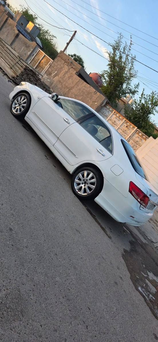 تيوتا اريون 2008  فول موصفات ف
بصمه تشغيل بصمات  ابواب 
 حادث جاملق خلفي  صبغ  3قطع   
رقم انكليزي باسمي كير محرك مكفولات v6
 حجم 3500 تبريد قطعتين ثلج 
 صدر خلفي ومامي نضيف 
تخم تاير نضيف شاشه أندرويد كامره خلفيه برده خلفيه  كشنات كهرباء  كشنات جلد 
تحكم ستيرن  سنتر لوك 
فتحه سلايت برده خلفيه 
السعر 75 العنوان بغداد  مدينه الصدر  للاتصال *********** بغداد, العراق
