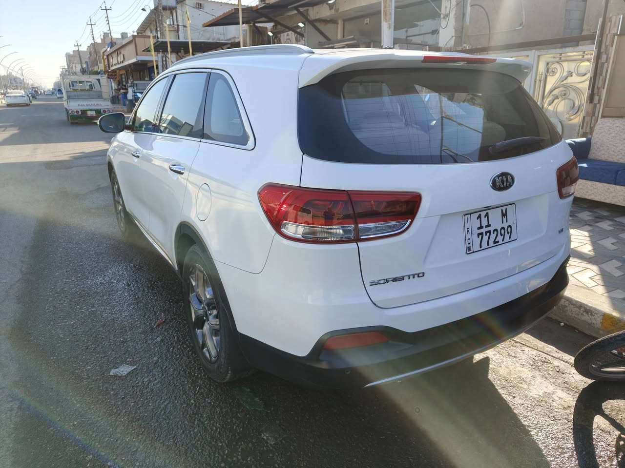 السلام عليكم جميعأ..
سورنتو للبيع 16 شكل ال 17 كويتي… رقم بغداد باسمي ..
السياره كفاله عامه من كلشي كير محرك كشر الك الفحص وين ميعجبك.. محرك 6 سلندر 3300 شرط شركه.. ماشيه 120ك..
تخم تاير ..
السياره فول بصمه  وفول مواصفات عدا الفتحه فقط .
اخواني السعر المطلوب 225 $ وبيها مجال حك الجيه اكيد 
مكان السياره فلوجه ..شرط تحويل ثاني يوم 
الاتصال .
.***********

***********/ وليد ابو عمار وحياكم الله
